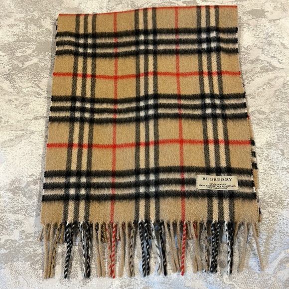BURBERRY LONDON CHECK 100% CASHMERE SCARF - Picture 1 of 3